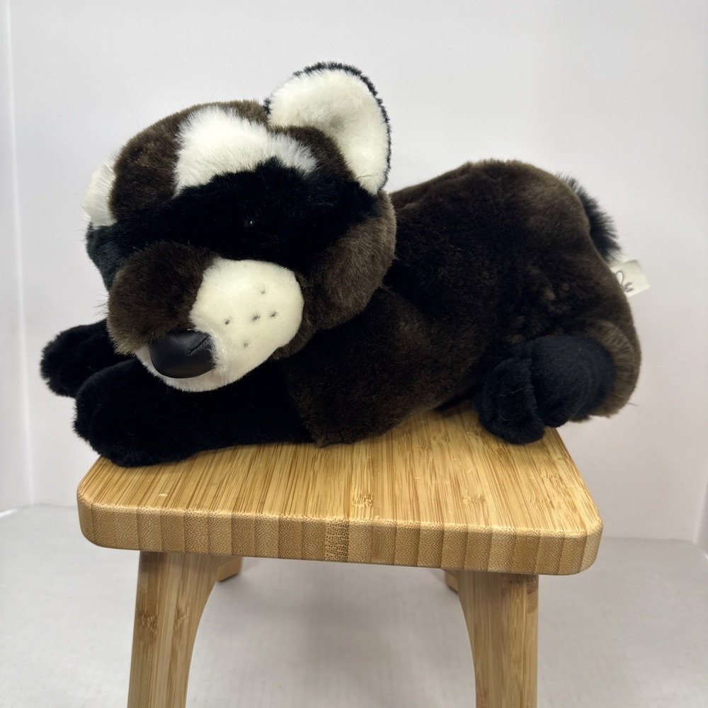Kohl's Cares Laying Raccoon 11" Plush Stuffed Animal‎ Toy EUC